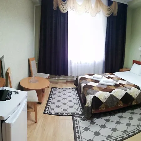 Belstroycentre Inn *
